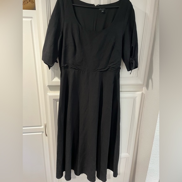 Ann Taylor Dresses | Tie Sleeve Scoop Neck Flare Dress | Color: Black | Size 12 - Picture 4 of 4